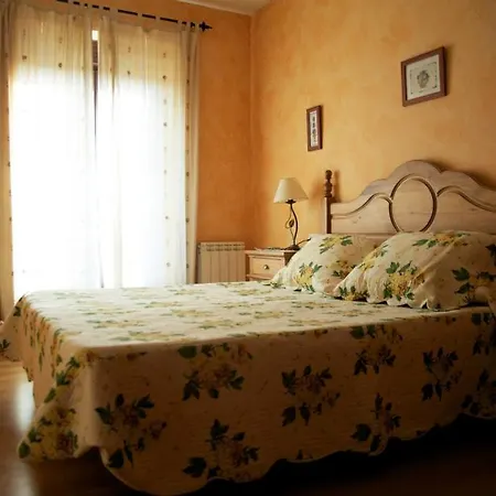 El Meson De Gredos Ferienhaus *